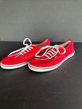 Vans red and white sneakers men’s size 7/ women’s size 6.5